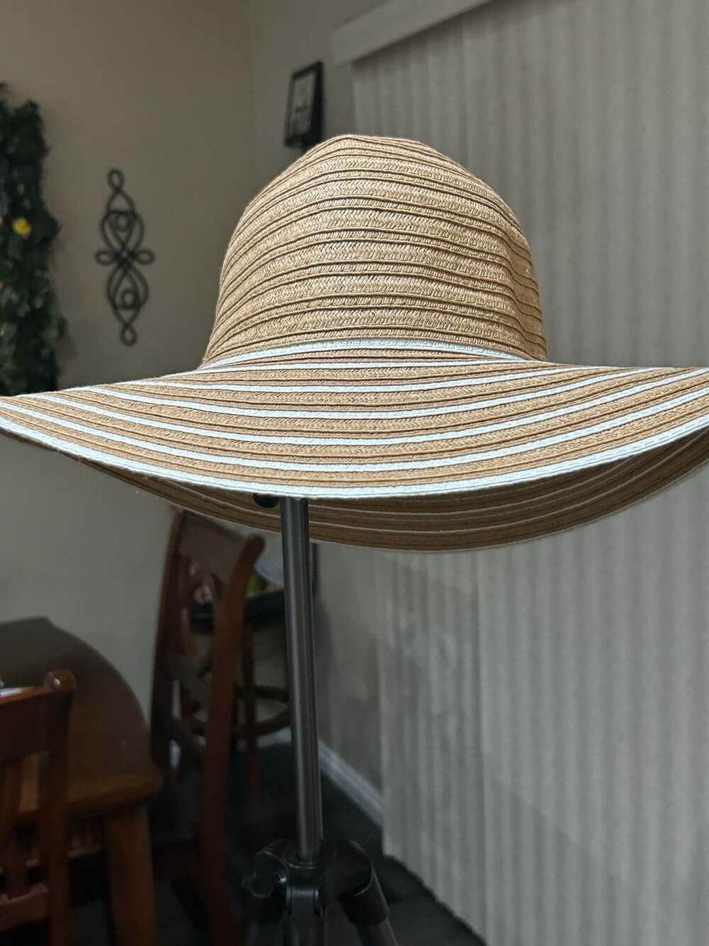 Shade & Shore Women's Striped Straw Floppy Sun Hat